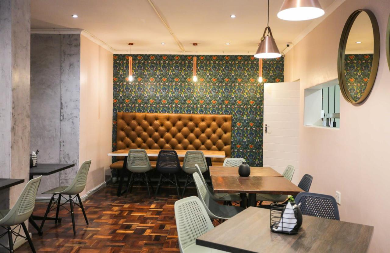 New National Hotel And Conference Parow Bagian luar foto
